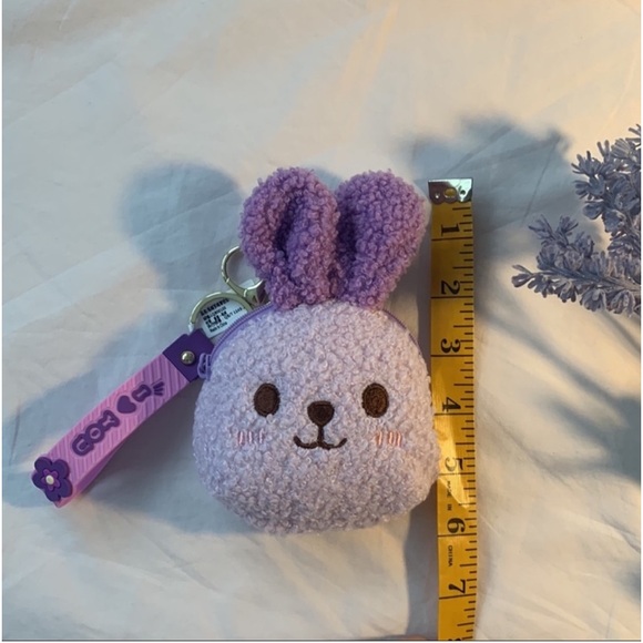 NWT Sherpa bunny coin pouch/keychain/bag charm, OS, purple - Picture 6 of 8